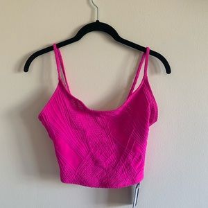 NWT!! Onzie workout crop tank in bright pink! Never been worn, size M/L